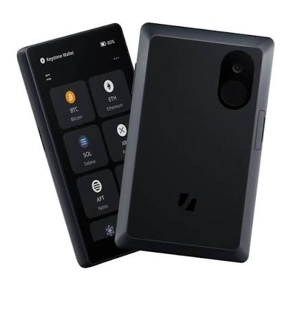 Keystone 3 Pro hardware wallet with QR code air-gap interface